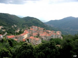 Santa Lucia di Taliano, charmant petit village dans l' Alta Rocca (Corse du sud)