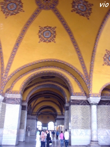 L'intérieur de la Basilique