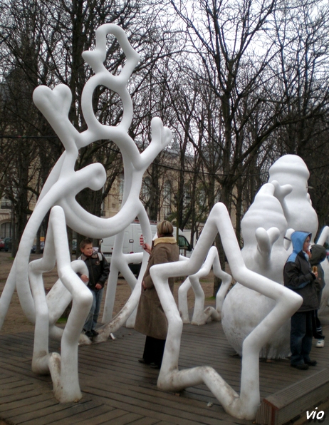 Les Ephémères ... sculptures en glace